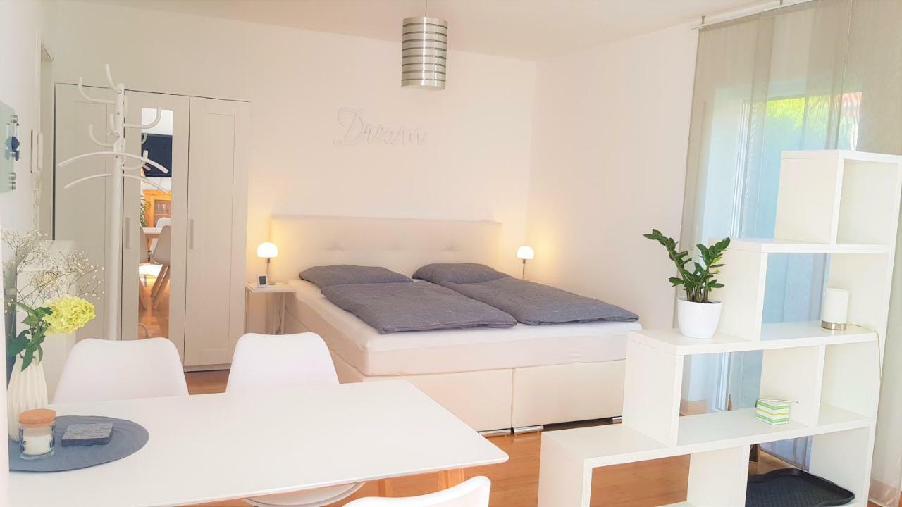 Apartment Am Paradies - 10 Minuten Fussweg Zur Innenstadt Limburg an der Lahn Buitenkant foto