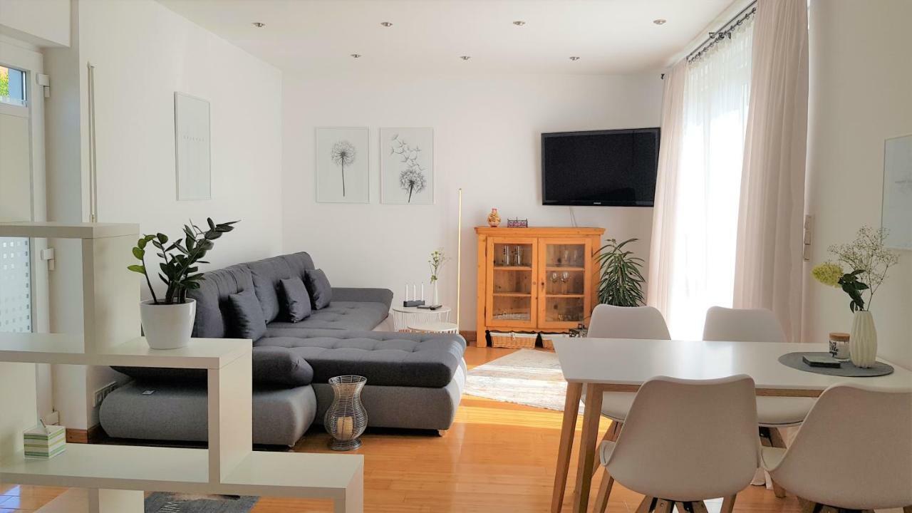 Apartment Am Paradies - 10 Minuten Fussweg Zur Innenstadt Limburg an der Lahn Buitenkant foto